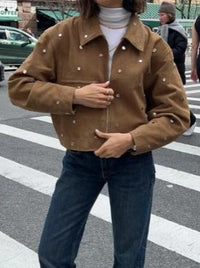 Wildlederjacke mit Nieten, Reverskragen und langen Ärmeln