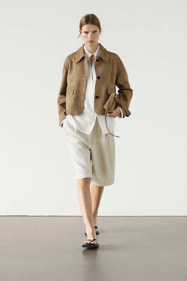 Wildlederjacke mit Knopfverschluss und Taschen