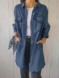 Jeansjacke in leichter Ausführung mit Reverskragen und langen Ärmeln