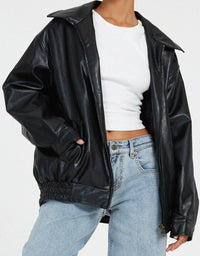 Moderne Lederjacke im Oversize-Schnitt