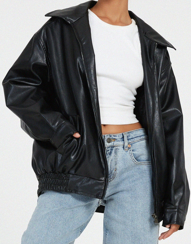 Moderne Lederjacke im Oversize-Schnitt