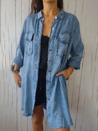 Jeansjacke in leichter Ausführung mit Reverskragen und langen Ärmeln