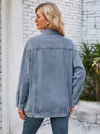 Jeansjacke im Oversize-Schnitt mit Knopfverschluss und langen Ärmeln