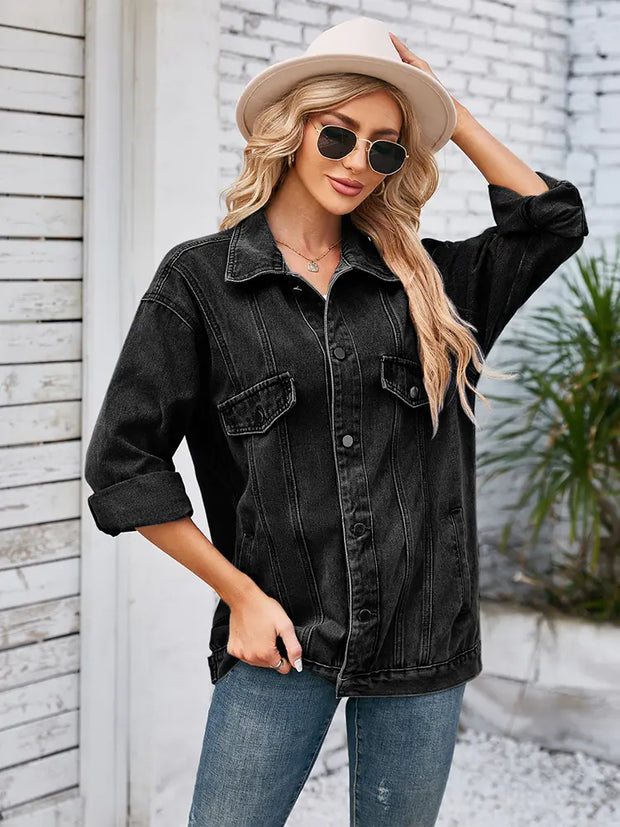 Jeansjacke im Oversize-Schnitt mit Knopfverschluss und langen Ärmeln