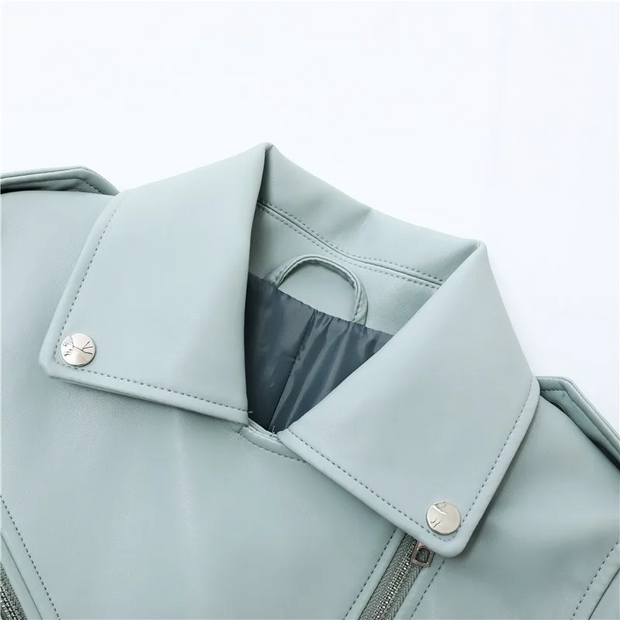 Biker-Lederjacke mit Reißverschlüssen und Gürtel