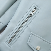 Biker-Lederjacke mit Reißverschlüssen und Gürtel