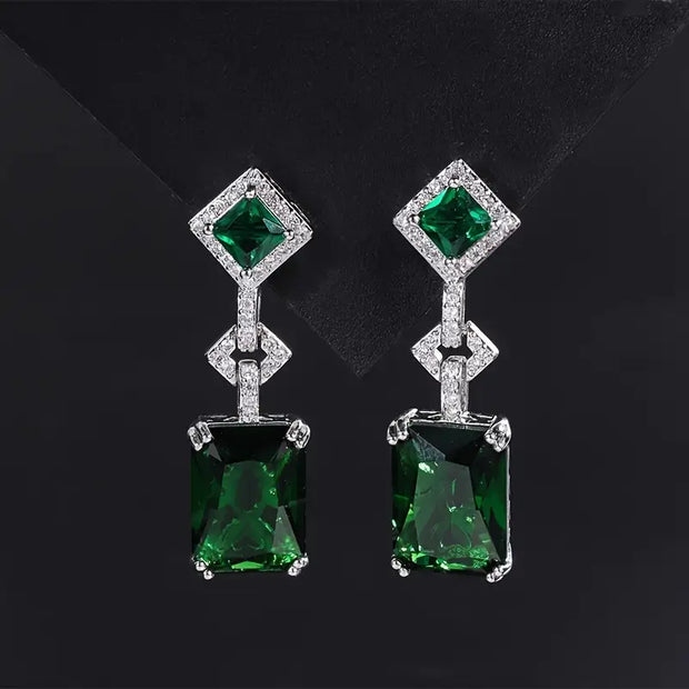 Veralyn Silberne Halskette Und Ohrringe Mit Grünen Kristallen Elegantes Geometrisches Schmuckset