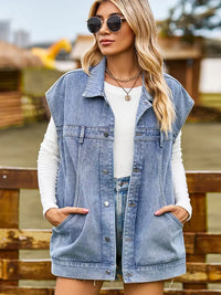 Jeansweste im Used-Look mit Taschen und lockerer Passform