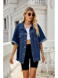 Jeansjacke im mittellangen Schnitt im Used-Look mit lockerer Passform
