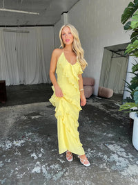 Ayla - Langes Neckholderkleid in elegantem Schnitt