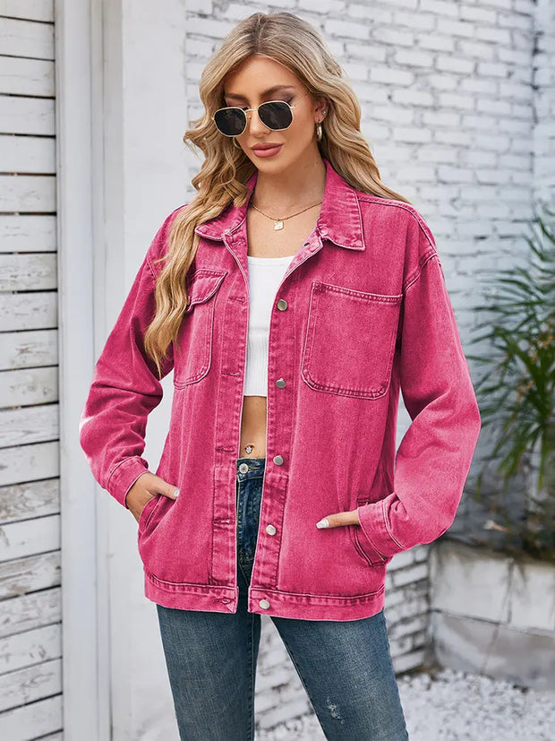 Jeansjacke im Used-Look mit Knopfverschluss und Taschen und lockerer Passform