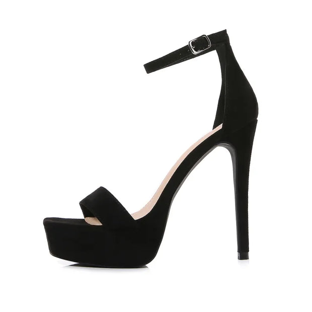 Damenschuhe mit Plateau und Knöchelriemen - Cyrielle