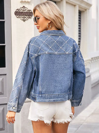 Jeansjacke im Used-Look mit Perlendetails und lockerer Passform
