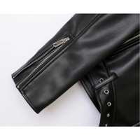Biker-Lederjacke mit Reißverschlüssen und Gürtel
