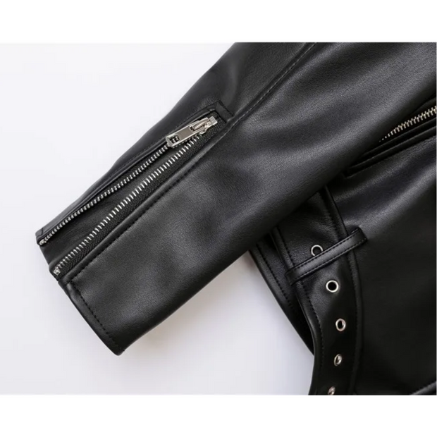 Biker-Lederjacke mit Reißverschlüssen und Gürtel