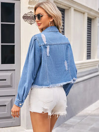 Jeansjacke im Used-Look mit Knopfverschluss und Taschen