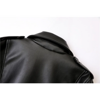 Biker-Lederjacke mit Reißverschlüssen und Gürtel