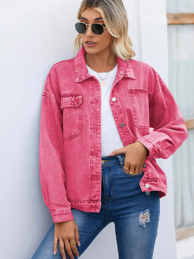 Jeansjacke im Used-Look mit Knopfverschluss und lockerer Passform