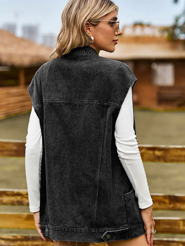 Jeansweste im Used-Look mit Taschen und lockerer Passform