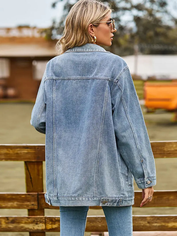 Jeansjacke mit Knopfverschluss, Taschen und lockerer Passform