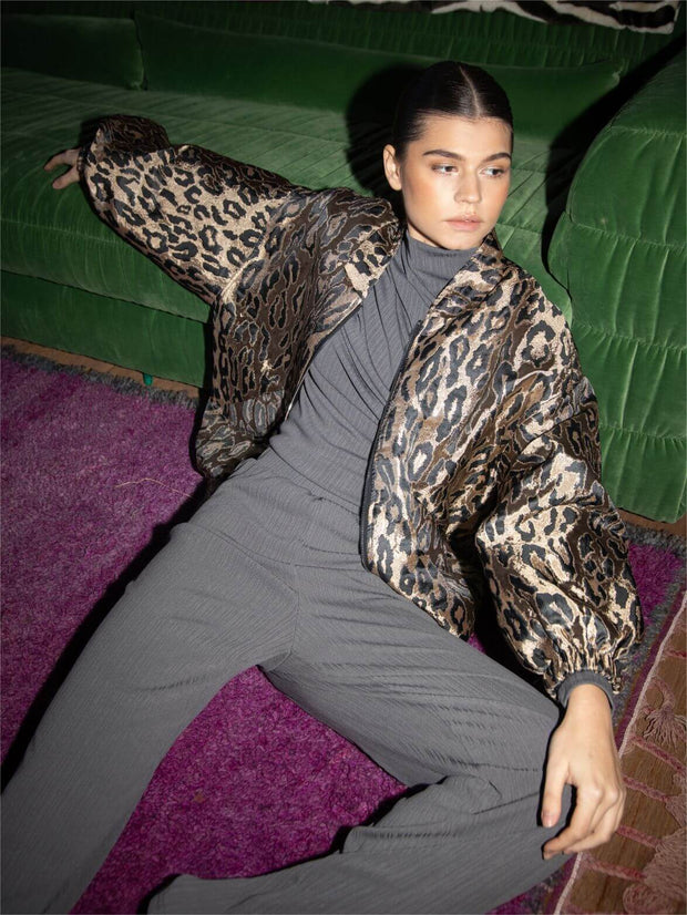 Oversize-Bomberjacke mit Leopardenmuster