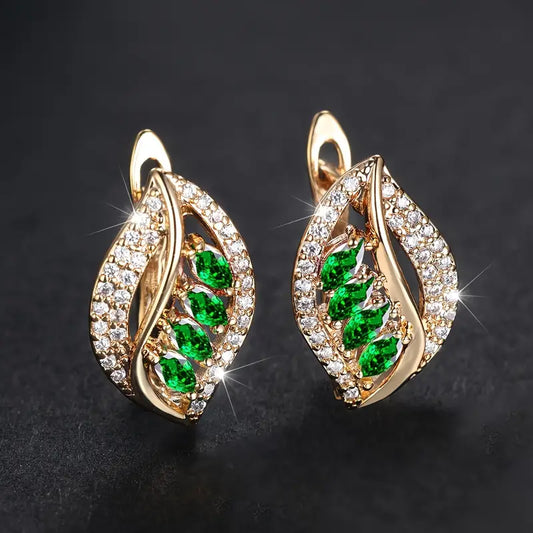 Ohrringe Ilha Verdancia Querina Elegant Natürliche Formen Mit Zentralem Stein Und Glänzender Struktur Kubische Zirkonien