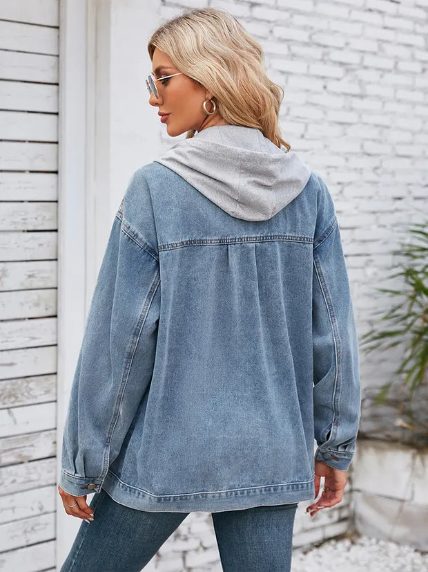 Jeansjacke im Vintage-Look mit Kapuze