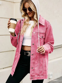 Jeansjacke mit Knopfverschluss, Taschen und lockerer Passform