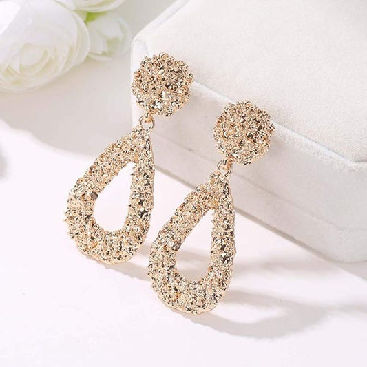 Ohrringe Drop Treasures Beatrice Elegante Tropfenform Mit Glänzendem Finish Luxuriös Für Festliche Anlässe