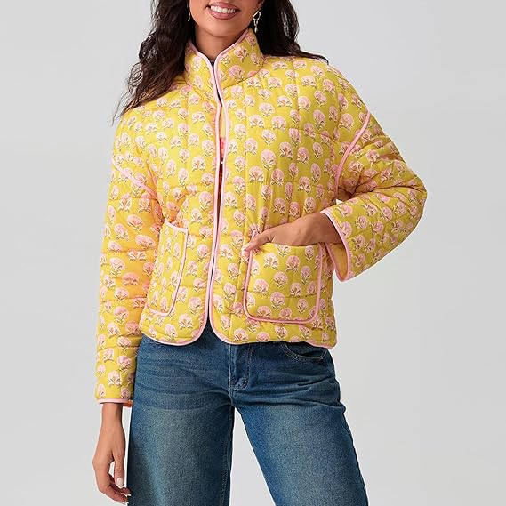 Jacke mit Blumenmuster, Patchwork und Stehkragen