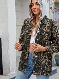 Jeansjacke mit Knopfverschluss, Taschen und lockerer Passform