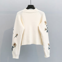 Damenstrickpullover mit Blumenstickerei - Adrienne
