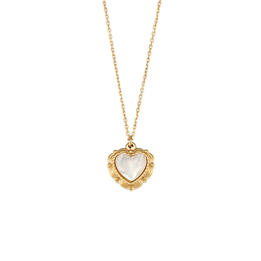 Damen-Halskette mit Herz-Anhänger und feiner Kette