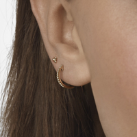 Valentina Glänzende Creolen Ohrringe Mit Kleinen Kristalle Minimalistisches Elegantes Design