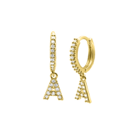 Shiny Letter Ohrringe 18K Vergoldet