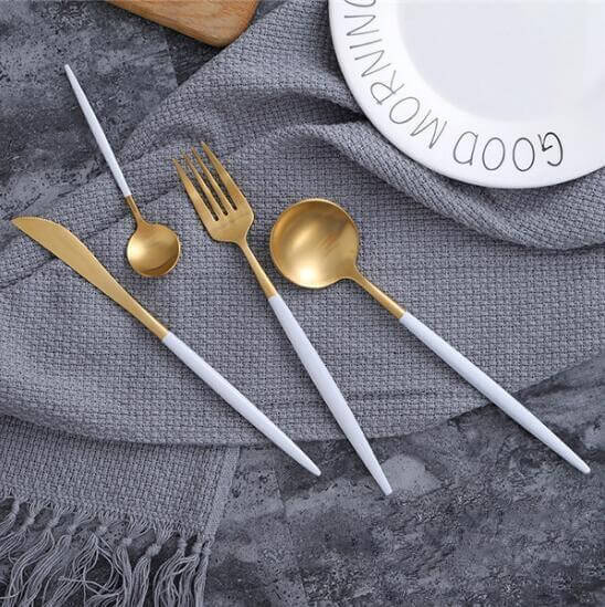 Modernes Besteckset Weiß-Gold – 24-teilig