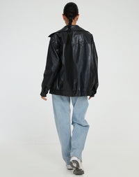 Moderne Lederjacke im Oversize-Schnitt