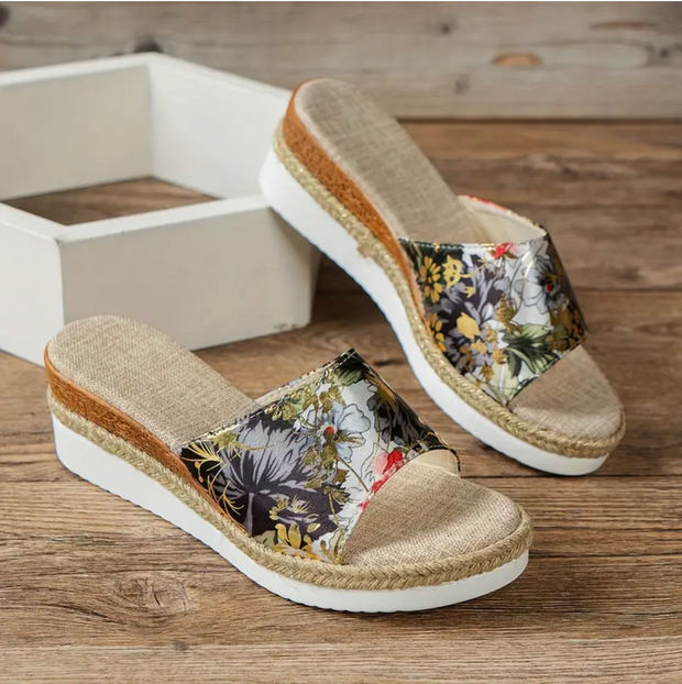 Femke - Damen-Keilabsatz-Sandalen mit Blumenmuster