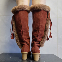 Zorana - Lange Winterstiefel aus Plüsch