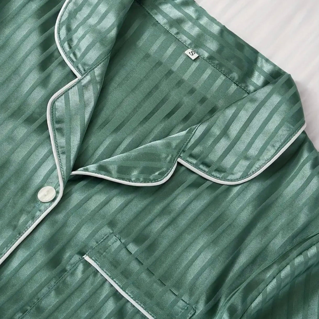 Ivy Kurzer Satin-Pyjama-Set