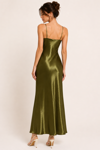 Satin-Midi-Kleid im Lingerie-Stil für Damen mit V-Ausschnitt – Leni