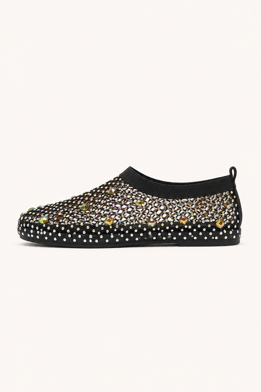Flache Damenschuhe aus Netzstoff mit Strasssteinen – Silja
