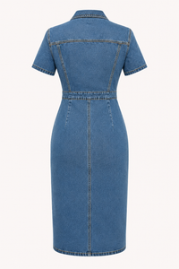 Midikleid aus Denim mit Knöpfen in schmaler Passform - Elara