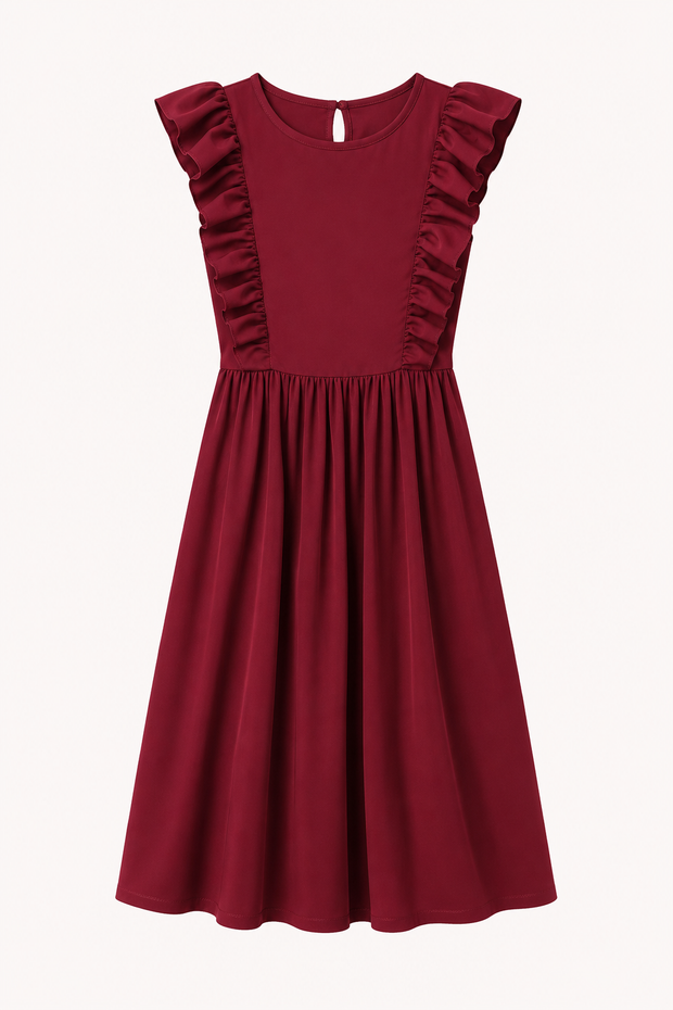 Langes Damenkleid mit Rüschen an den Schultern und weitem Rock – Helena