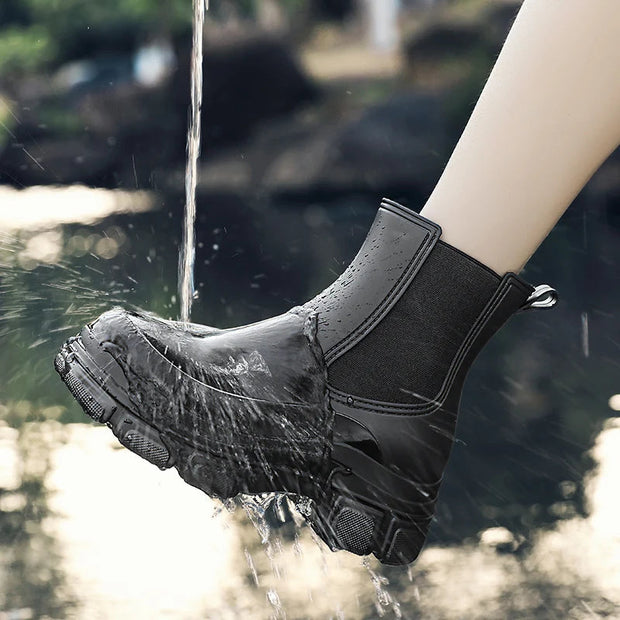 Wasserdichte Damenstiefel mit dicker Sohle und Gummizug - Liora