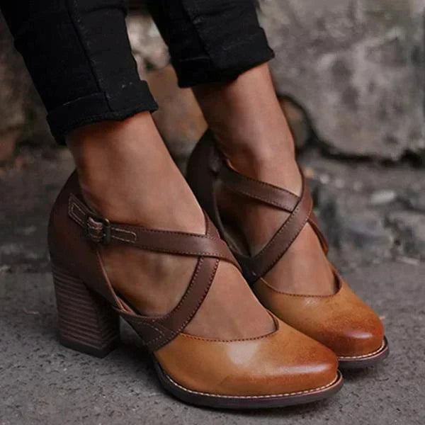 Mia – Leder Clogs Sandalen für Damen mit Absatz, stilvoll und komfortabel