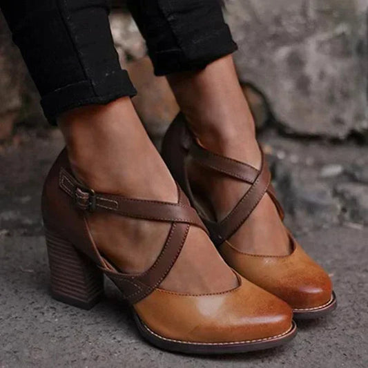 Mia – Leder Clogs Sandalen für Damen mit Absatz, stilvoll und komfortabel