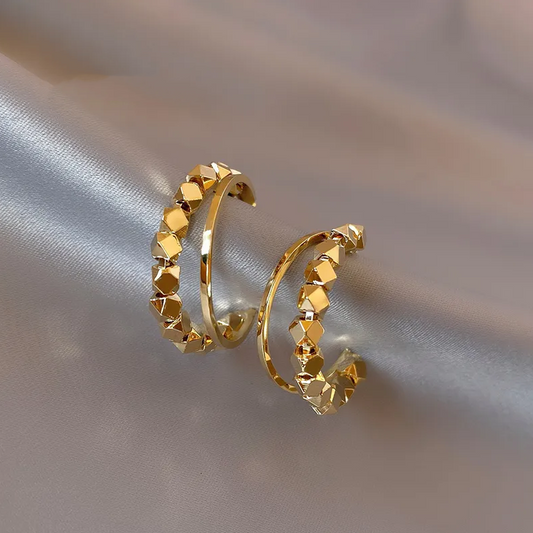 Elegante Vergoldete Kubische Ohrringe