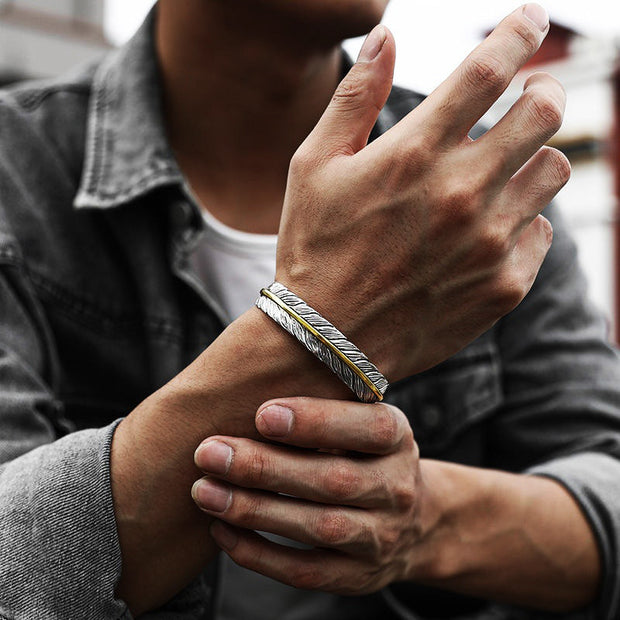 Norwegischer Schatz Federarmband Aus Silber Mit Federdesign Im Viking Stil Für Herren Vintage Look Und Robuste Ästhetik