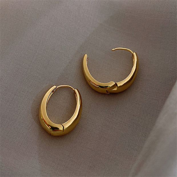 Schicke Mondsichel-Ohrringe Aurelia - Elegante Moderne Ohrringe Aus Edelstahl Mit Goldspiegel-Finish Für Jeden Anlass